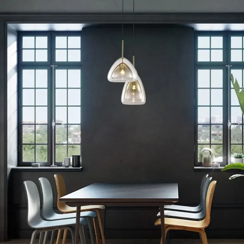 Petit Luminaire Suspendu en Verre Fumé Double – Éclat Discret pour Salon