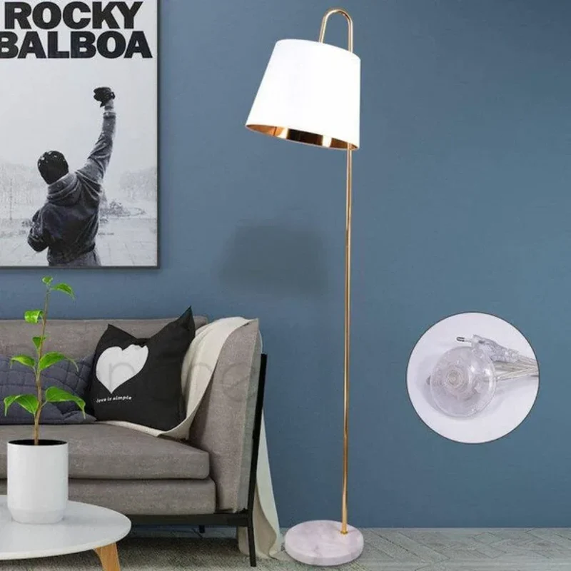 Lampadaire Marbre et Métal Doré – Abat-jour Noir ou Blanc au Choix