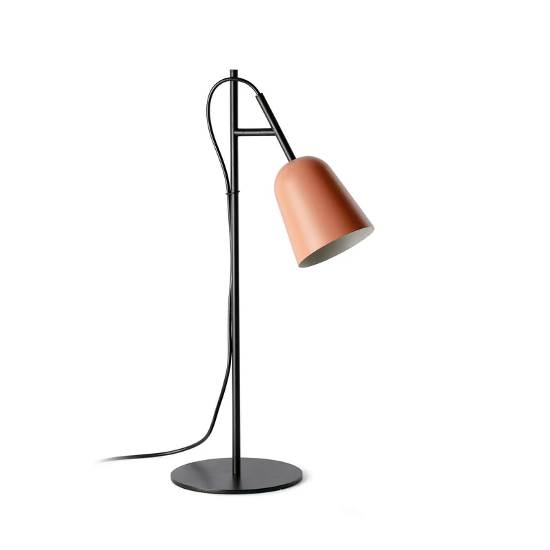 Lampe de table STUDIO rose : éclairez avec style.