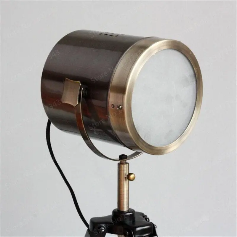 Lampe Industrielle Trépied