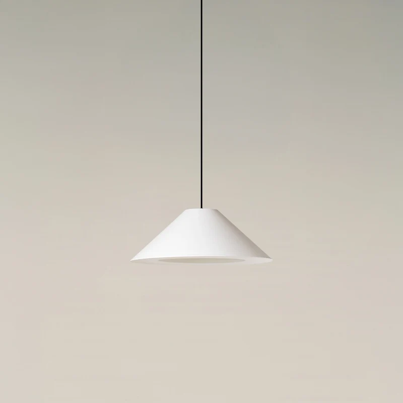 Santa & Cole Sísísí Cónicas Planas MT5 Pendant Lamp