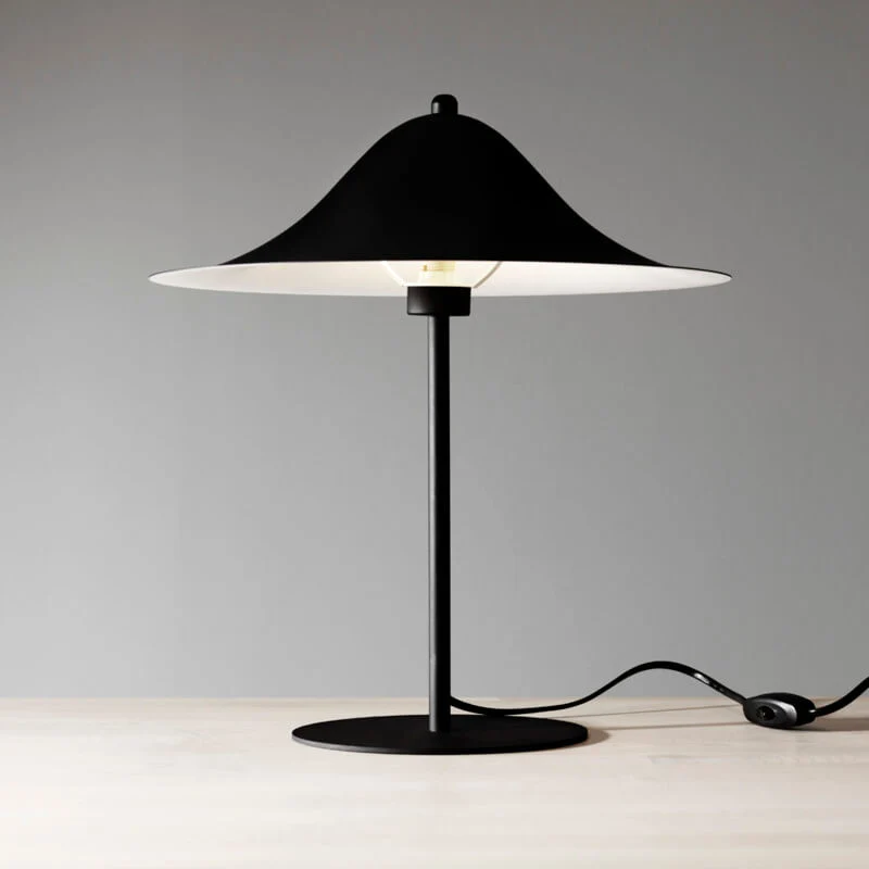 Pholc Hans Table Lamp