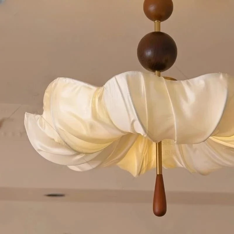 Plafonnier bois et tissu pour salon