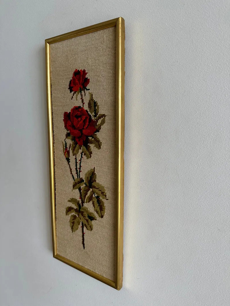 Broderie au point de croix rose rouge rectangulaire