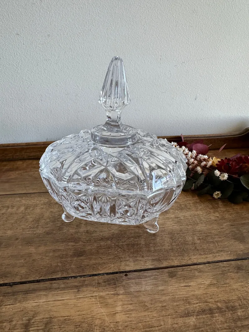 Bonbonnière en cristal triangle arrondi