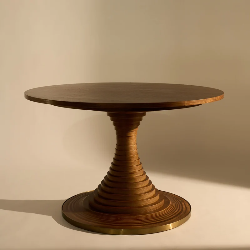 Gubi Tavolo a Dischi Dining Table