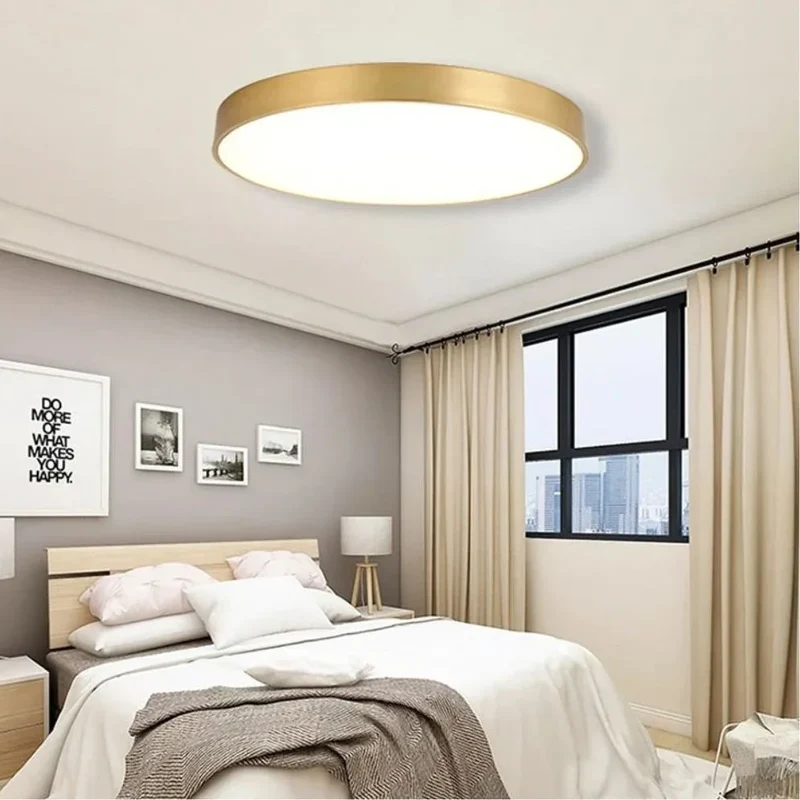 Plafonnier Plat et Rond Doré à Led