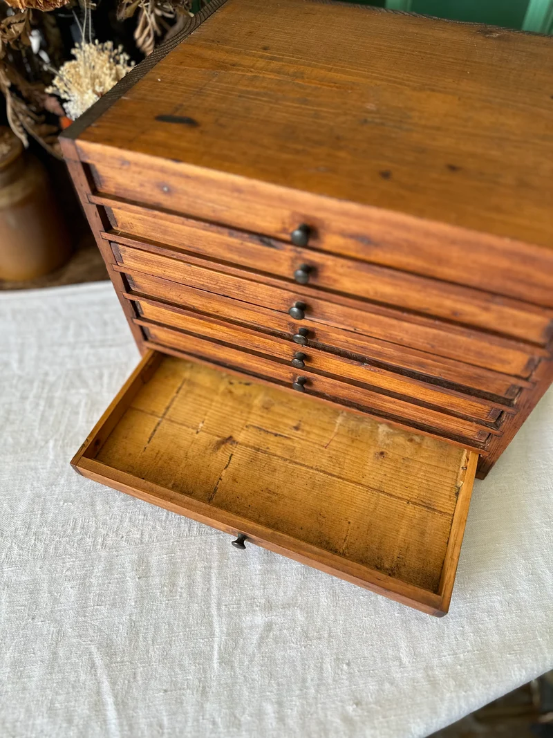 Meuble de métier en bois 7 tiroirs