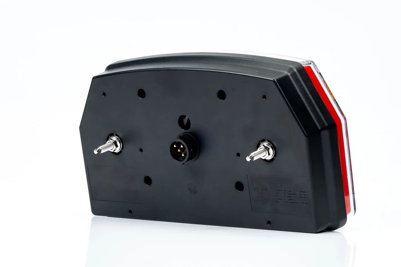 Feu de remorque à LED robuste Fristom FT-371 avec connecteur à baïonnette