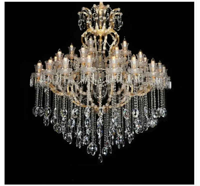 Chandelier au style romain à pampilles - Style luxe italien