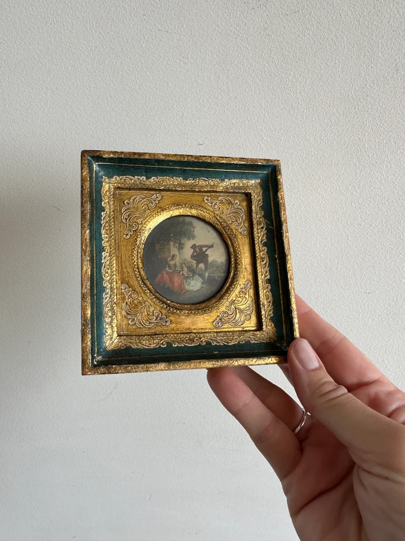 Représentation sérénade d'époque cadre en bois doré florentin