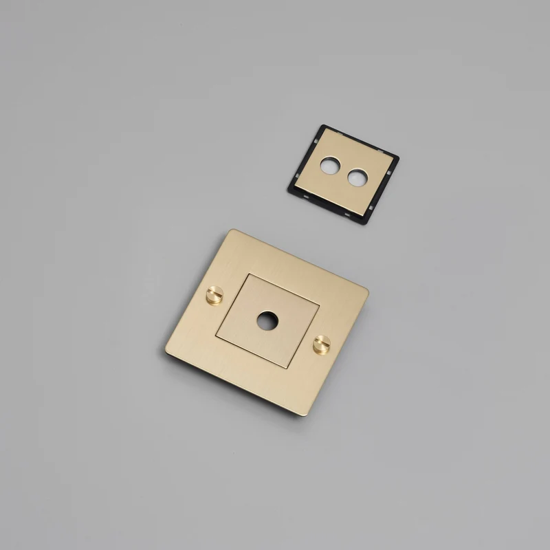 Buster + Punch Wall Plate Horizontal with Infills