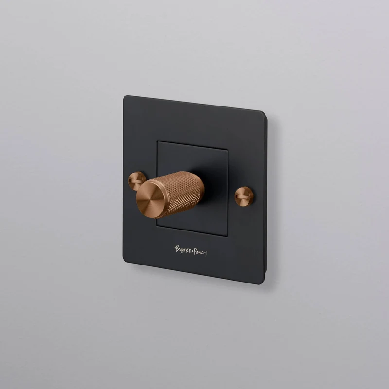 Buster + Punch Dimmer Switch 1G 250W Multipoint LED Cross