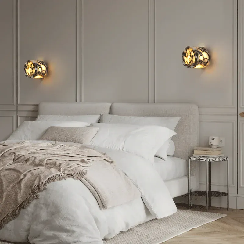 Petit luminaire mural design au style italien moderne