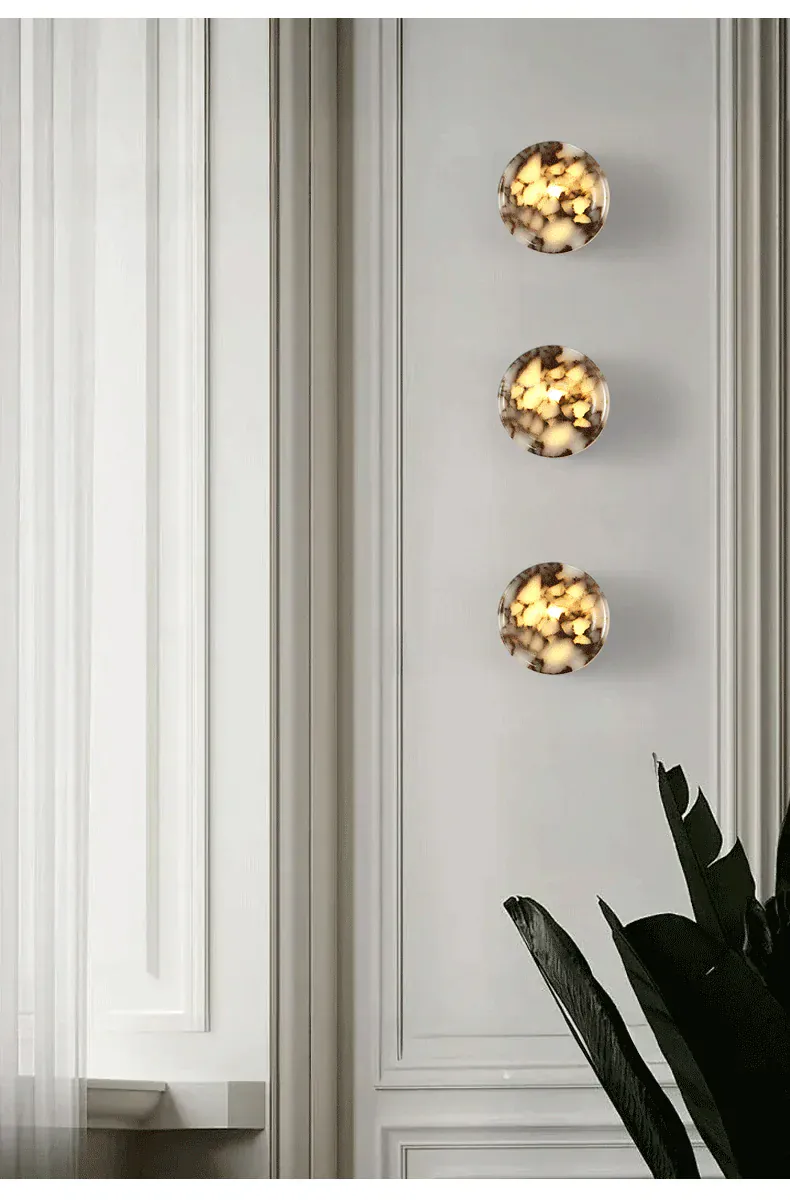 Petit luminaire mural design au style italien moderne