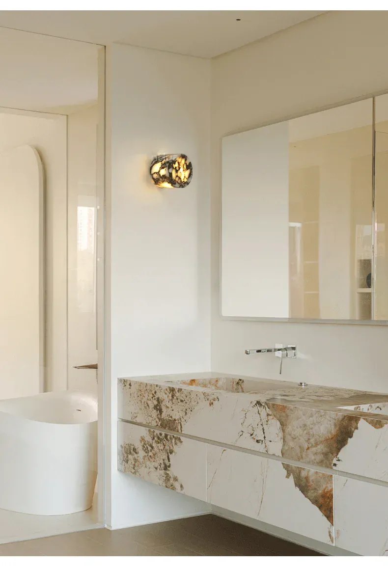 Petit luminaire mural design au style italien moderne