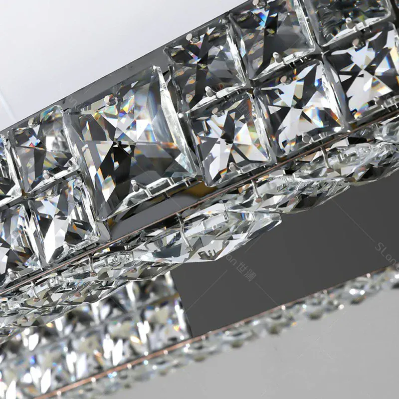 Grand lustre long en verre design pour salle a manger