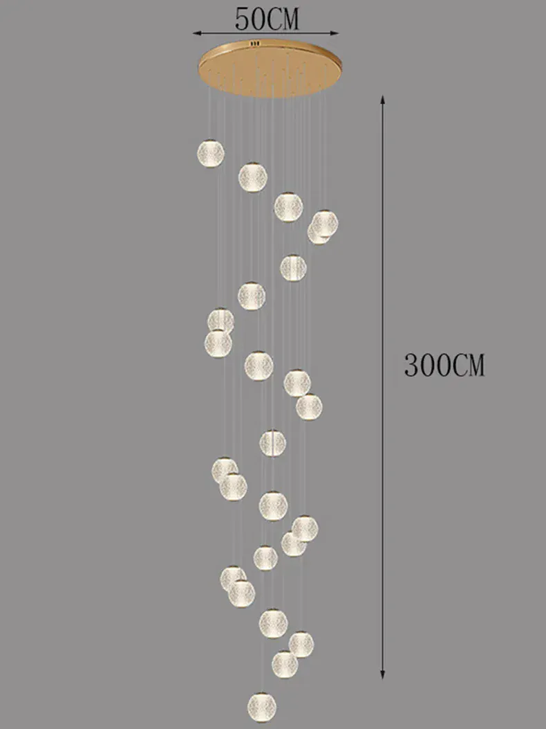 Suspensions design pour escalier de globes en verre