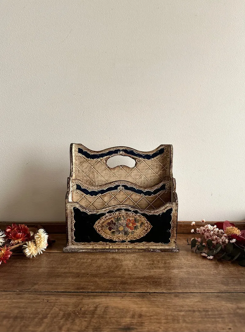 Porte-courrier en bois style florentin ton crème et bleu nuit