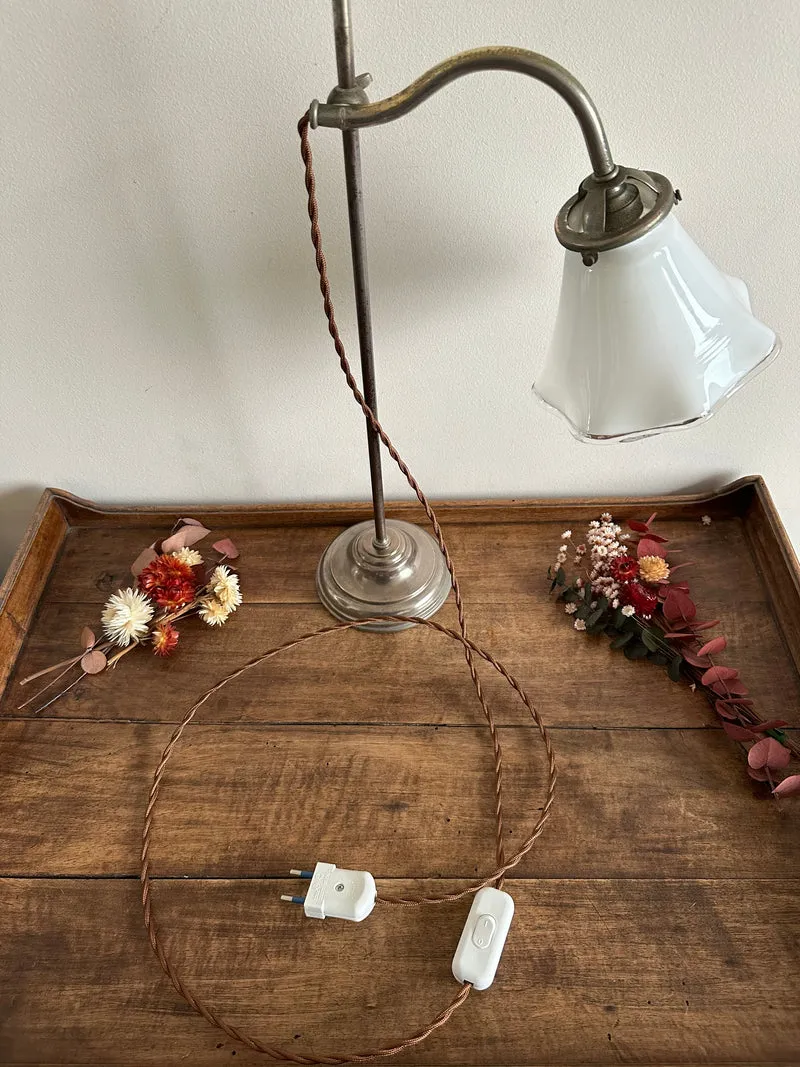 Lampe en acier et opaline blanche années 50