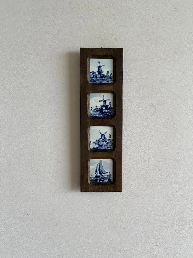 Cadre médaillon polyptyque faience Delft