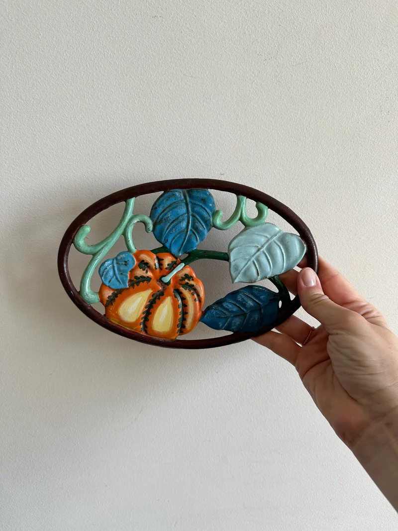 Dessous de plats en fonte colorée