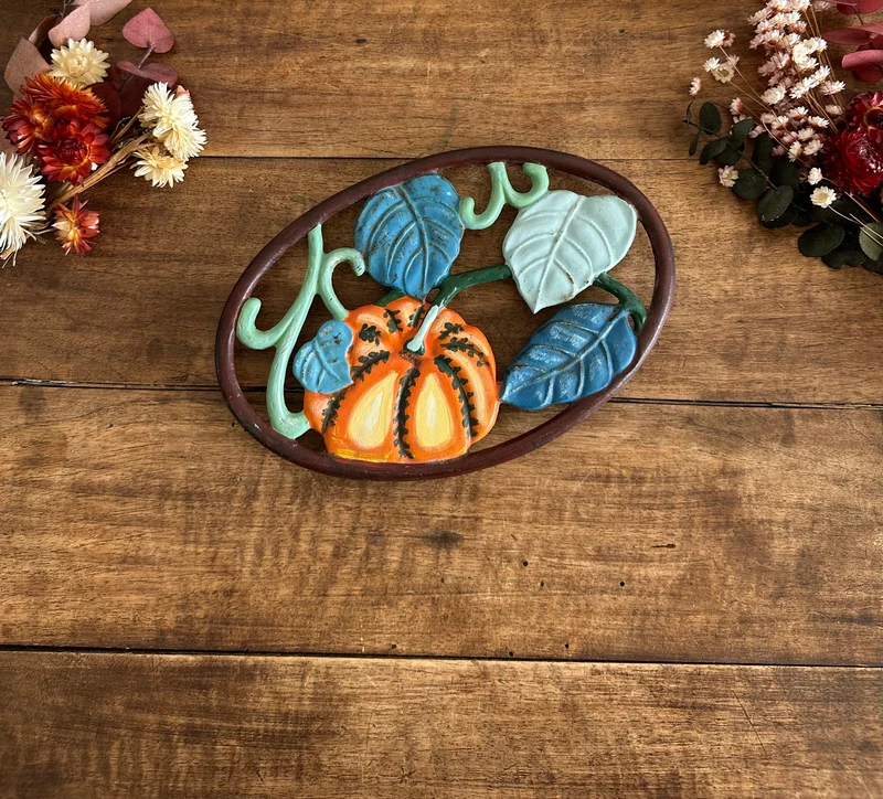 Dessous de plats en fonte colorée