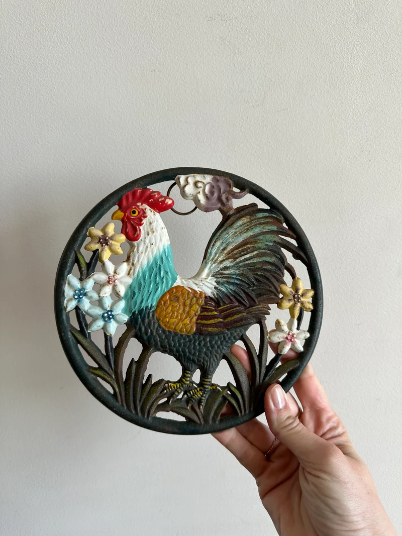Dessous de plats en fonte colorée