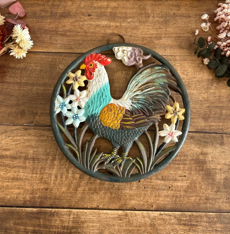 Dessous de plats en fonte colorée