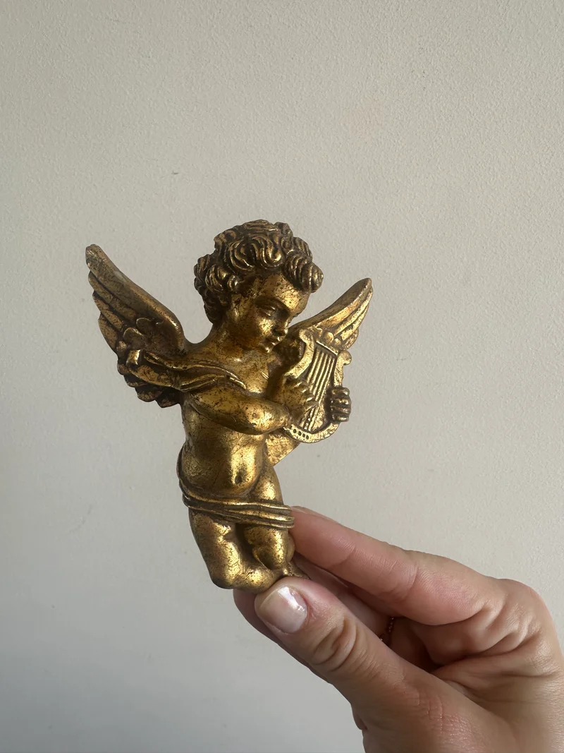 Angelot musicien en bois doré années 70