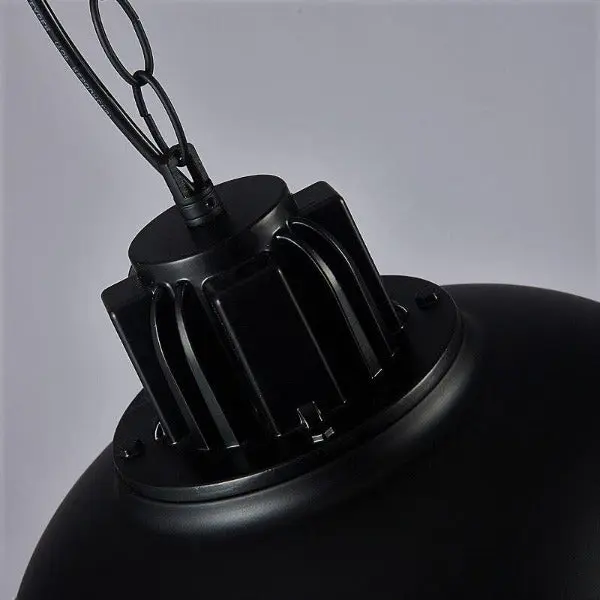 Suspension Industrielle Noire