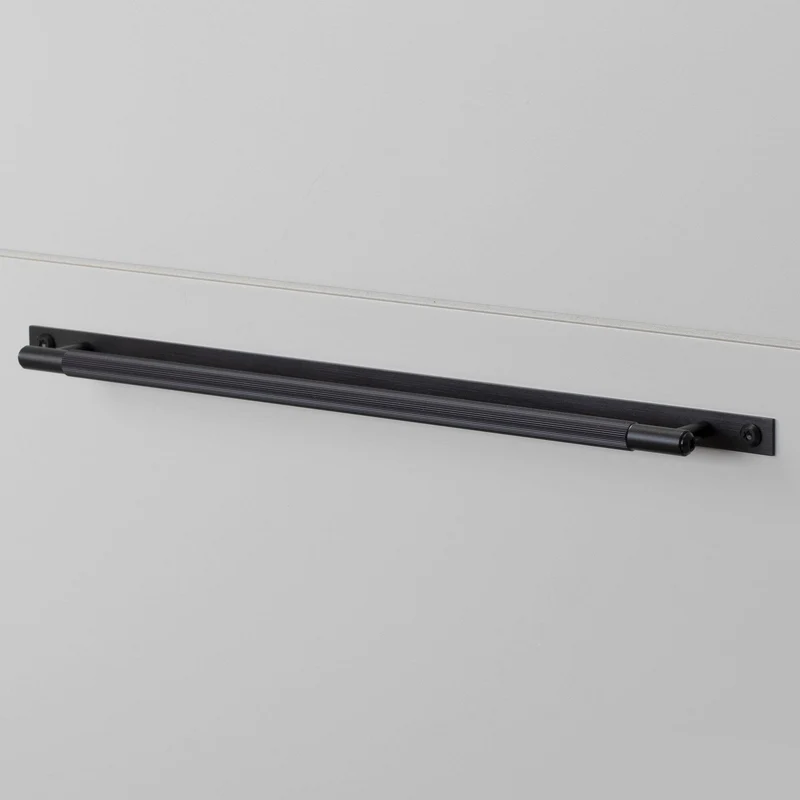 Buster + Punch Pull Bar Linear
