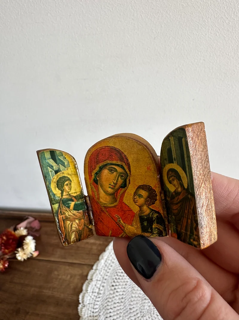Triptyque religieux en bois taille mini