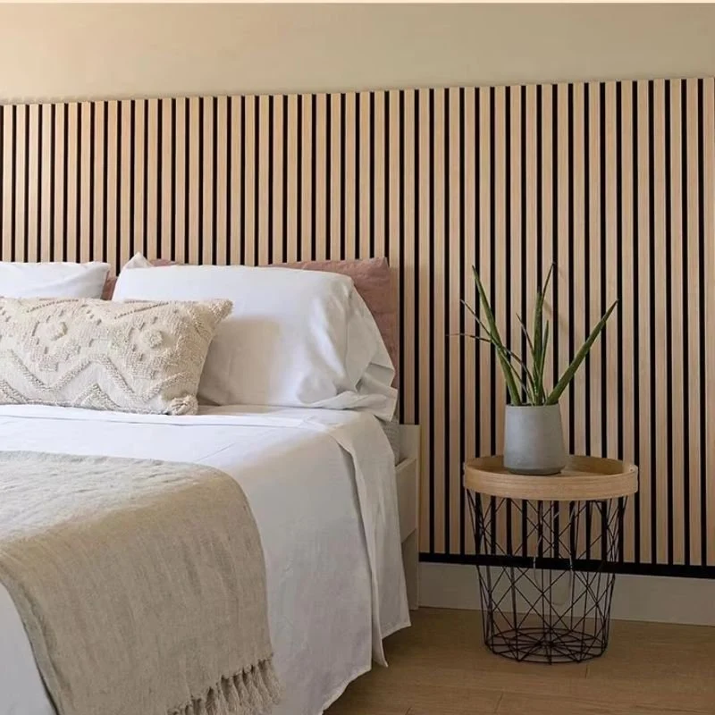 Lot de 4 Panneaux Acoustiques Muraux - Tasseaux Finition Chêne Blanc - Fond Noir - 240x60x2,2cm