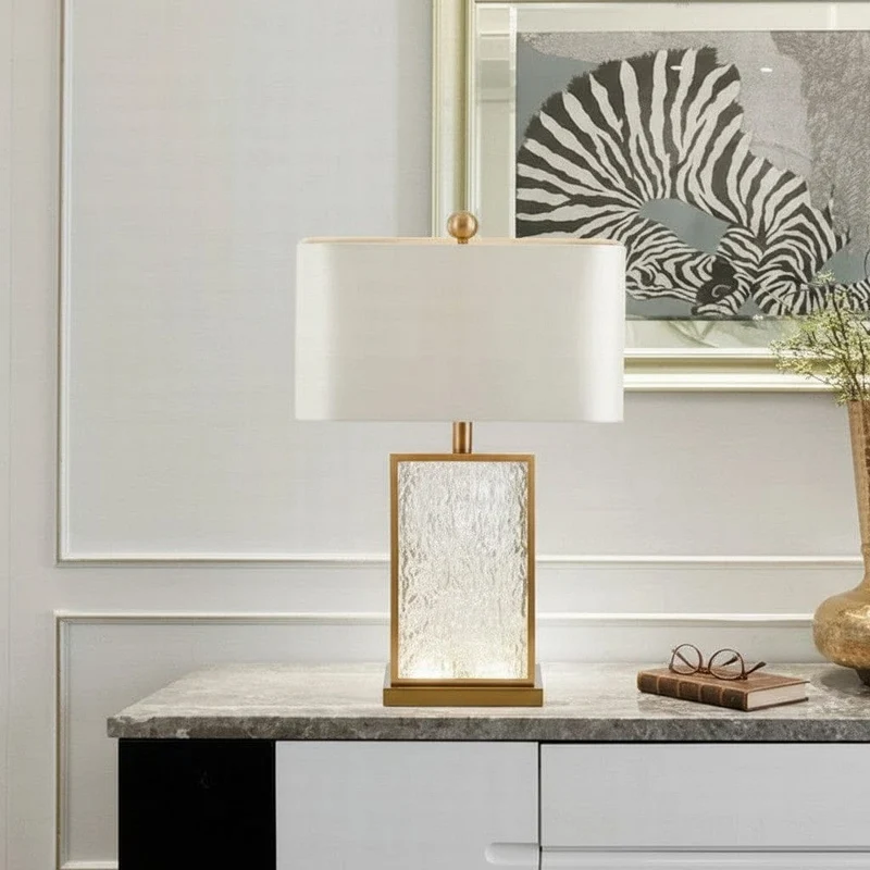 Lampe design blanche et cristal