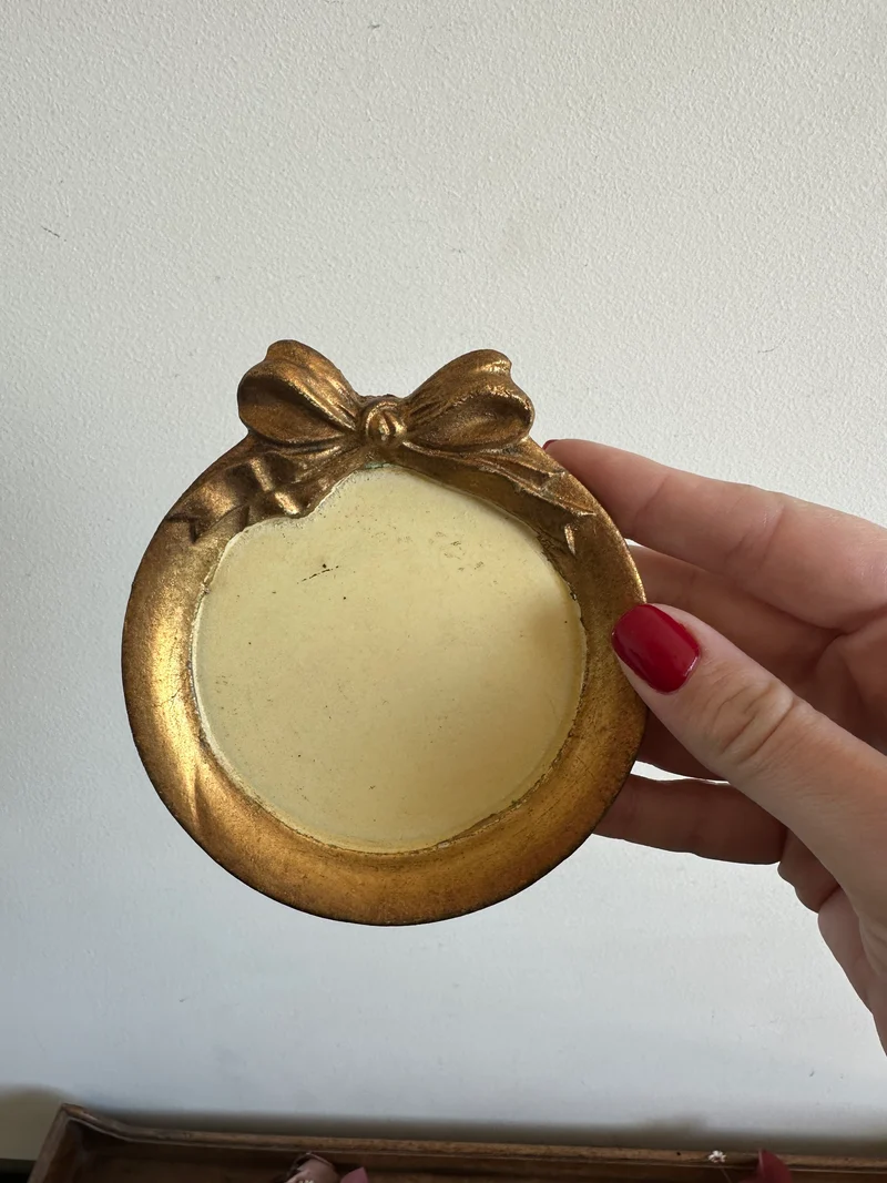 Sous verres en bois peints avec ornement petits noeuds