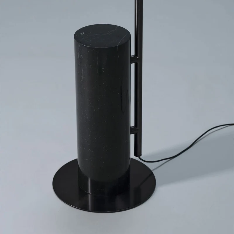 Lampadaire designer minmaliste salon
