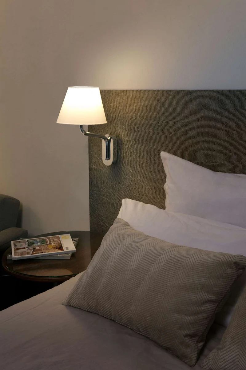 Applique murale ETERNA chrome abat-jour beige