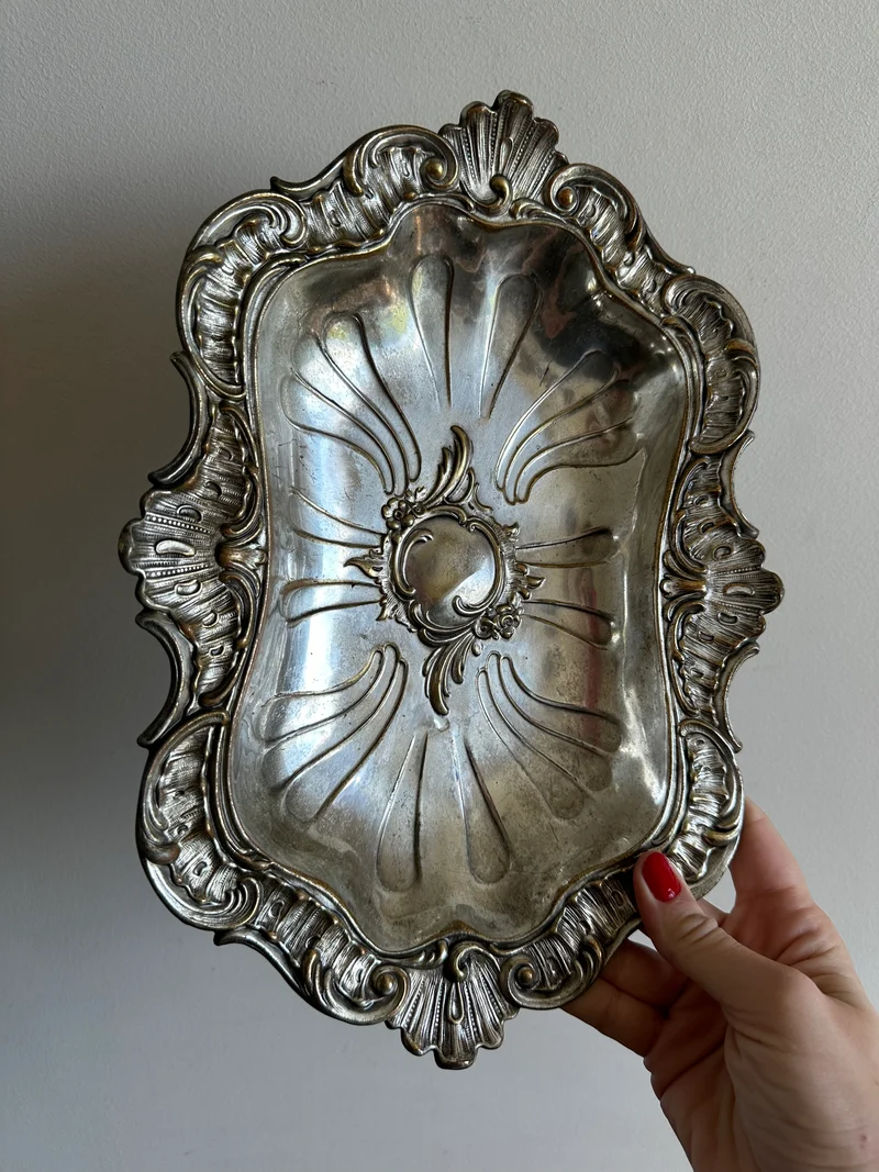 Vide poche Art Nouveau en alliage cuivre et métal argenté