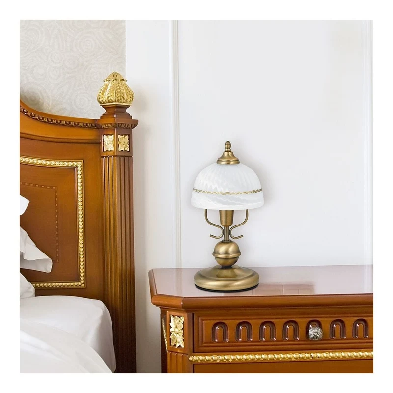 Lampe de chevet ancienne en laiton