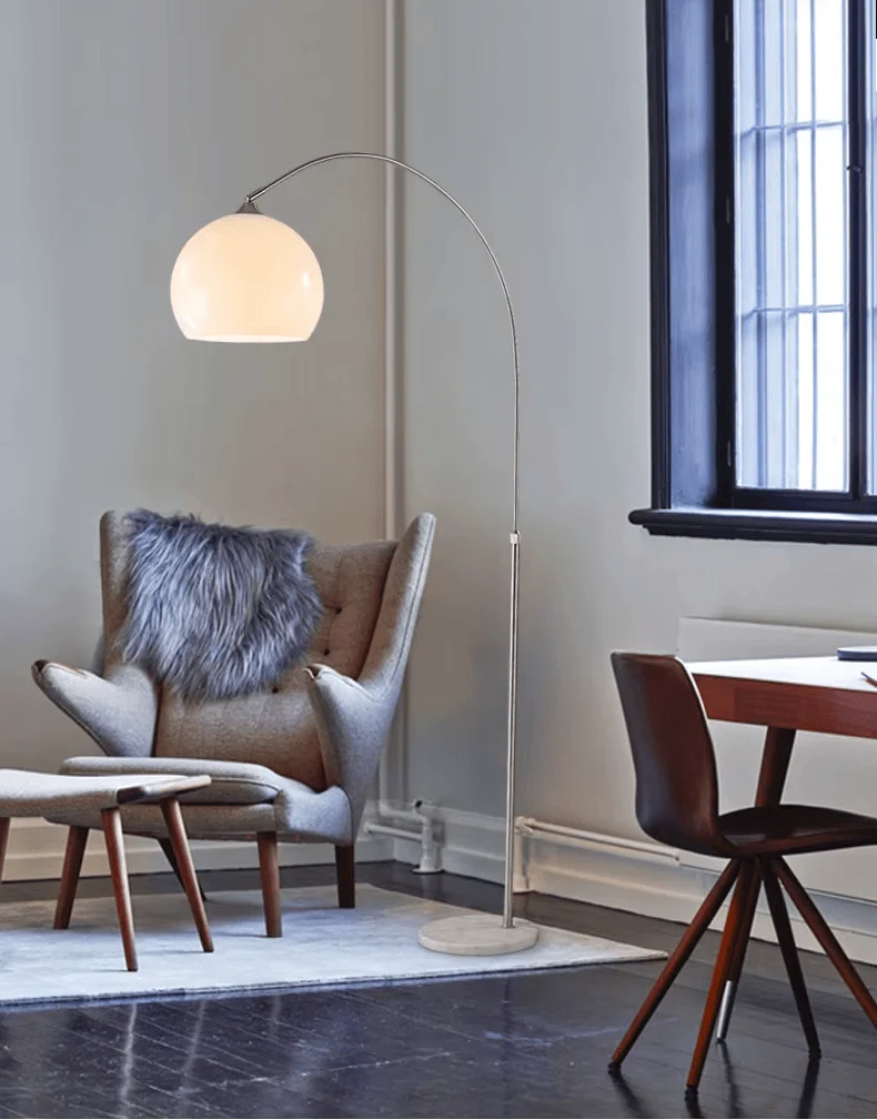 Lampadaire Arc Orange