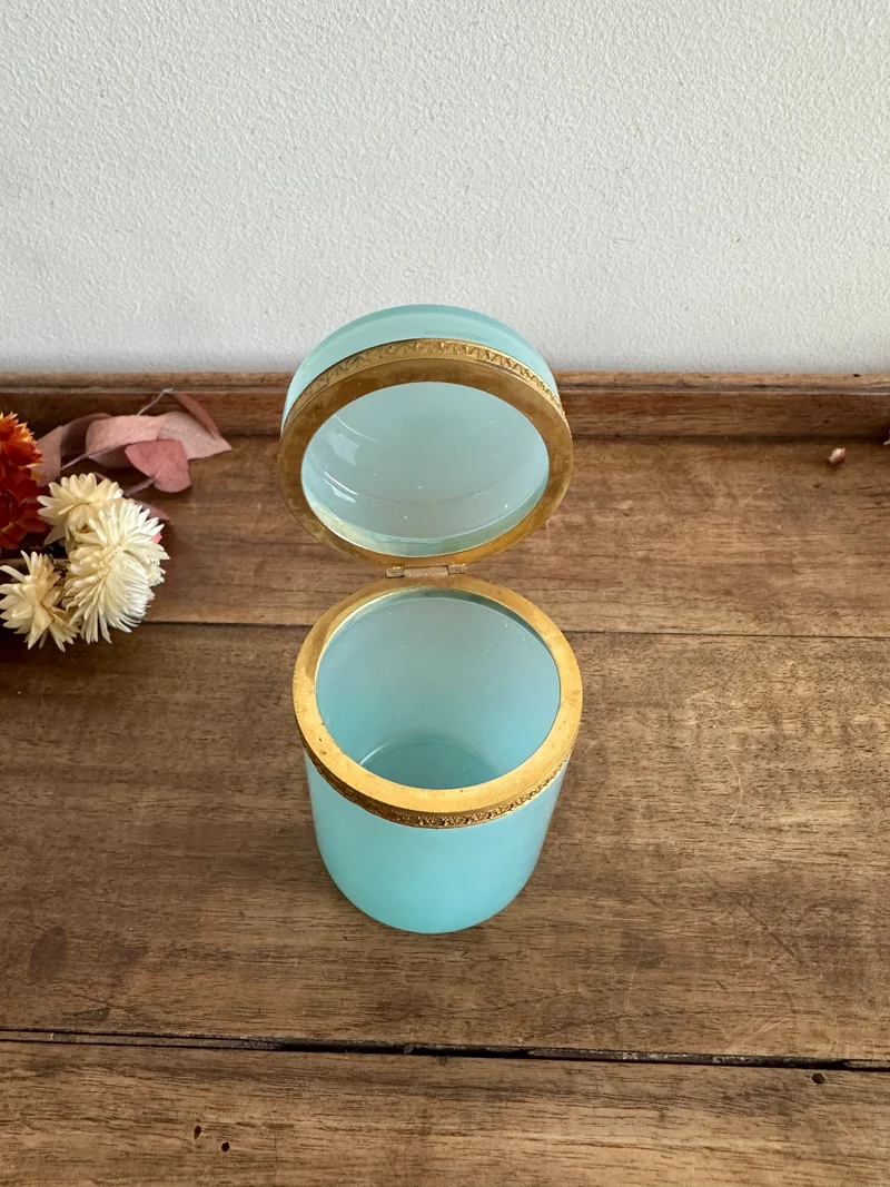 Pot en opaline bleue de Murano