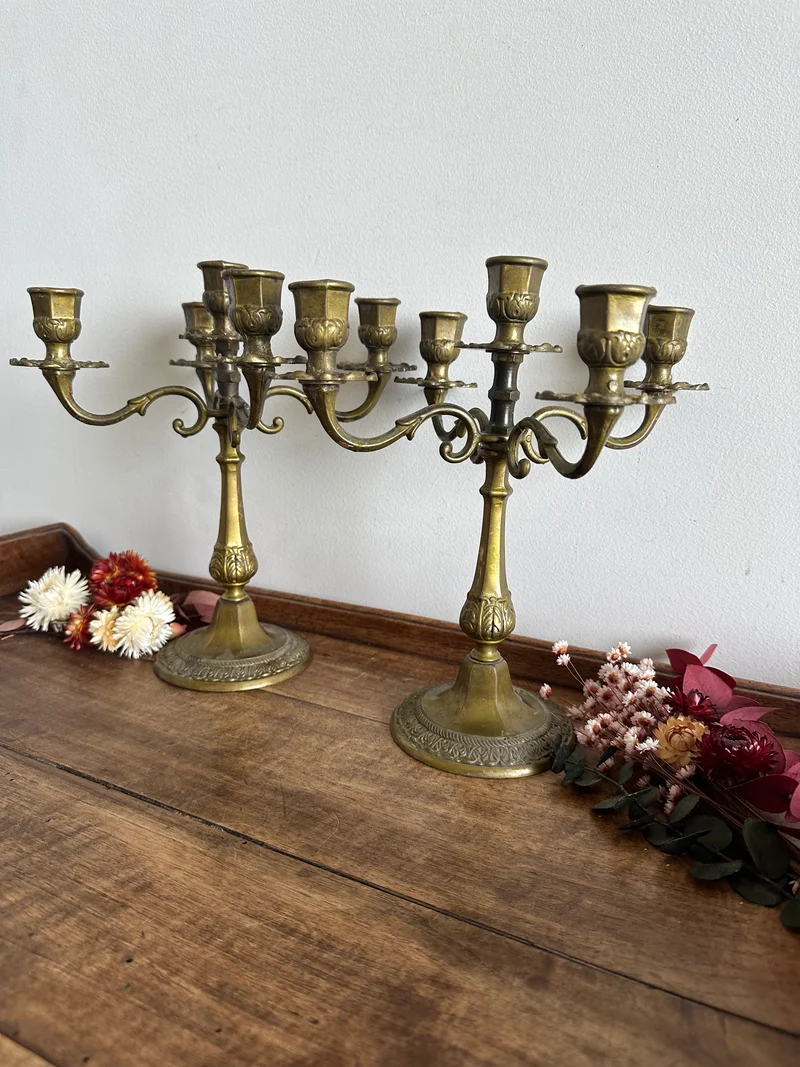 Chandeliers à 5 têtes en laiton doré pied rond