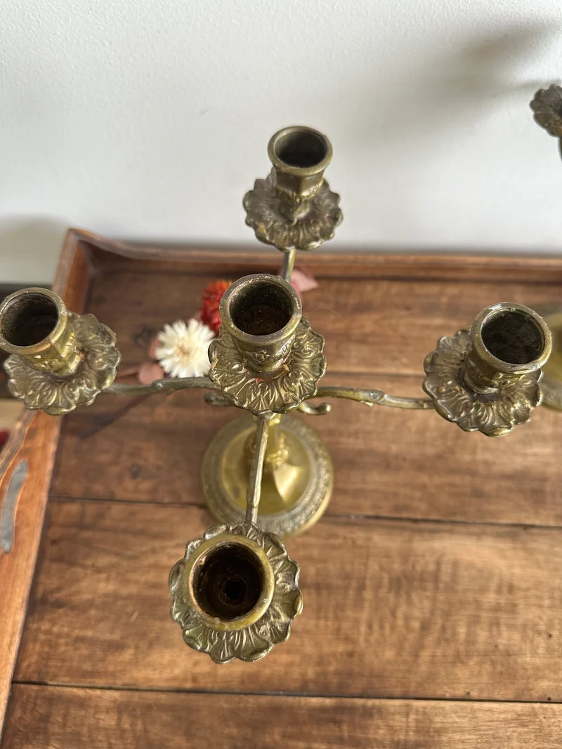 Chandeliers à 5 têtes en laiton doré pied rond