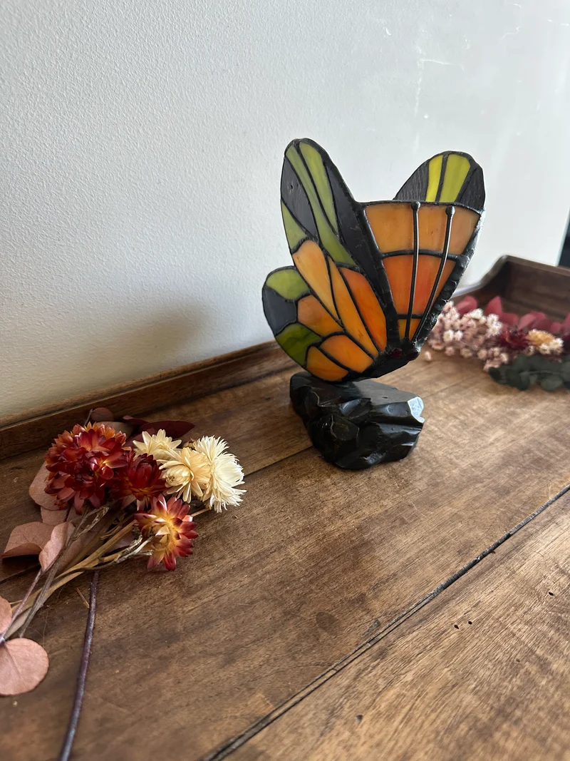 Lampe de chevet papillon en pâte de verre