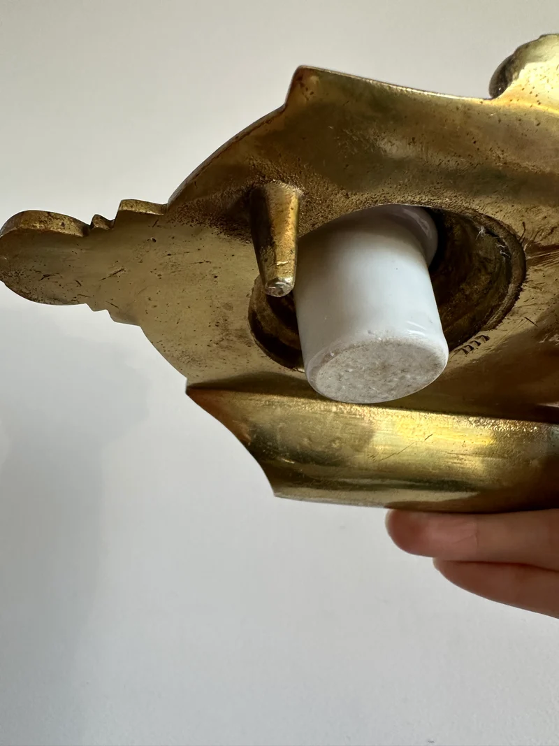 Encrier en bronze doré deux pots