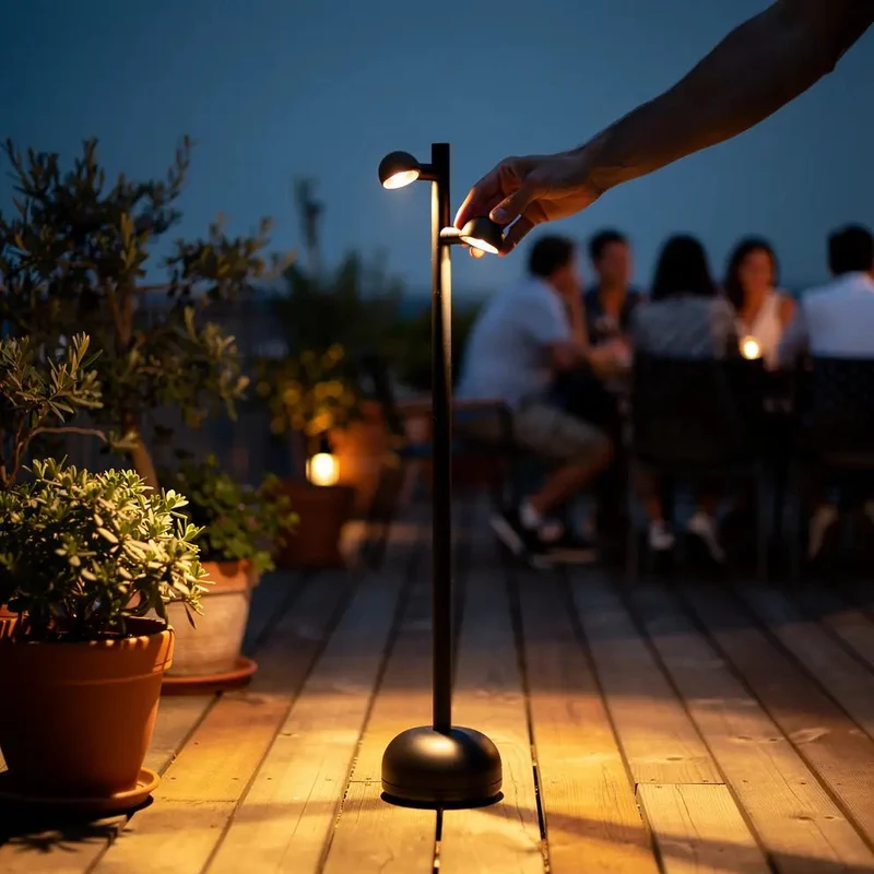 Borne extérieure LED BROT : borne lumineuse IP65 pour jardin, allée et chemin