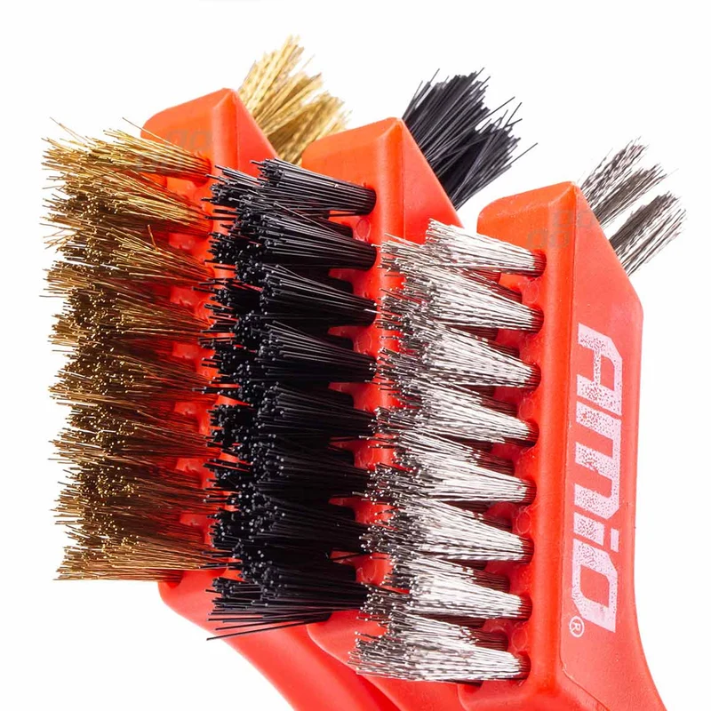 Ensemble de brosses métalliques assorties / Laiton, acier et nylon