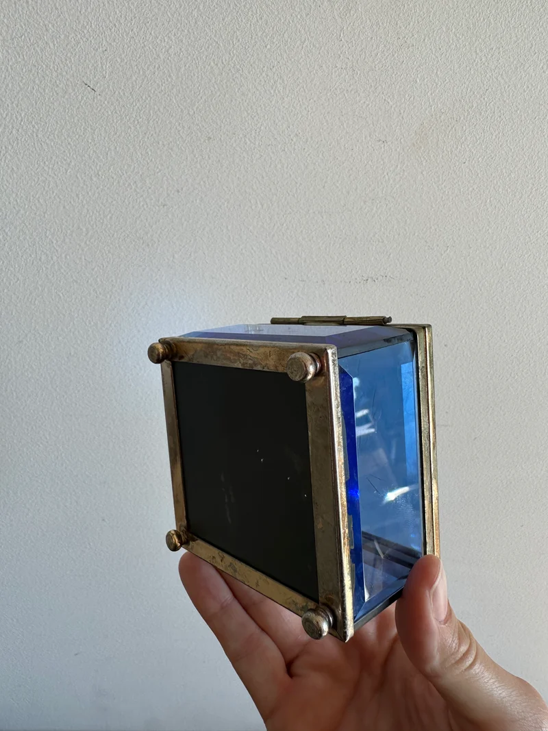 Boîtes à bijoux en cristal bleu gravé