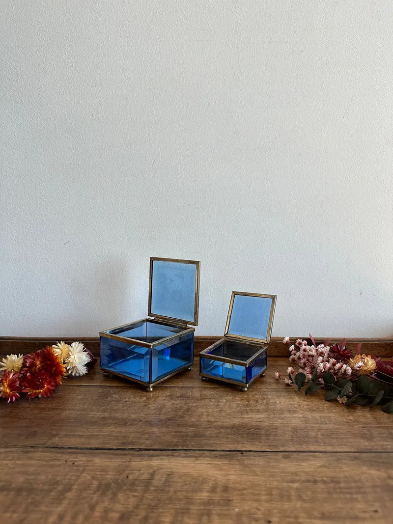 Boîtes à bijoux en cristal bleu gravé